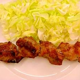 ギリシャ風しっかり下味豚肉の串焼き「スブラキ」